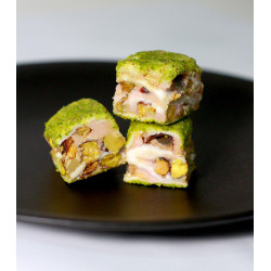 Frambuazlı Fıstıklı Baklava Lokum